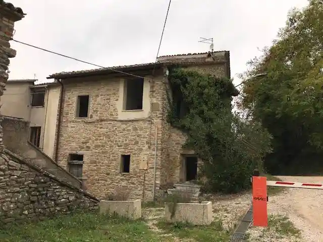 Rustico - Casale in vendita a Città di Castello