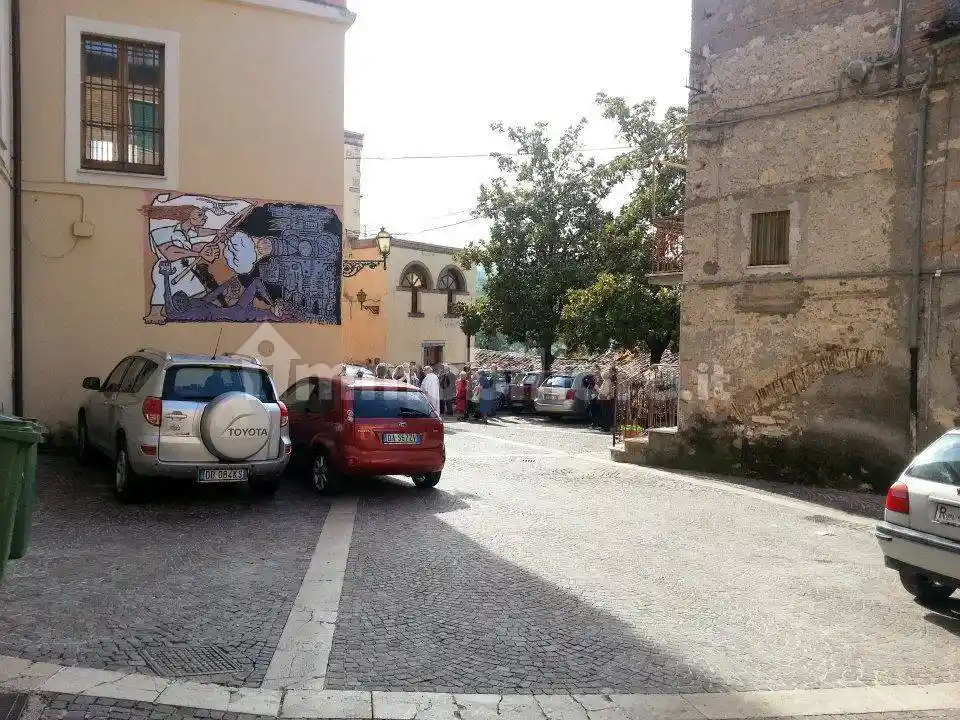 Rustico - Casale in vendita a Poggio Moiano