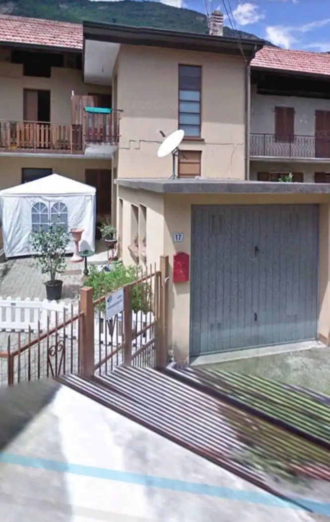 Casa indipendente in vendita a Quincinetto