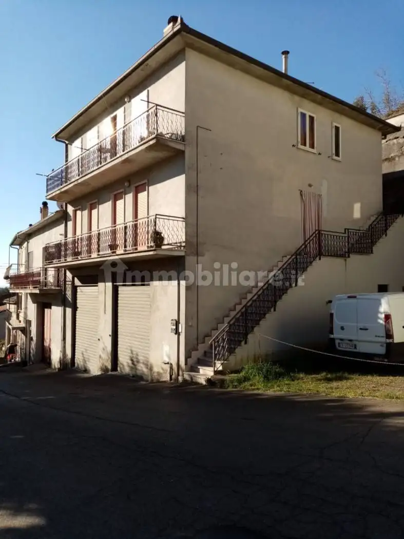 Appartamento in vendita a Gradoli