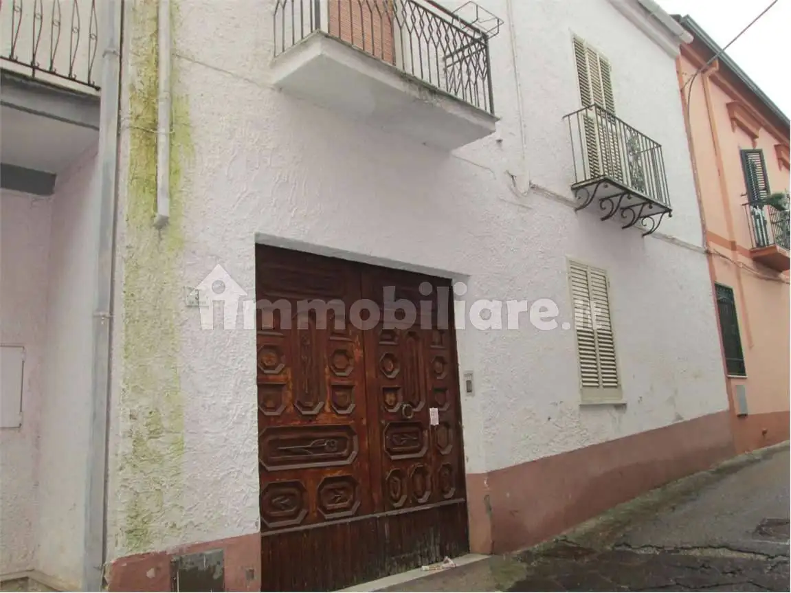 Casa indipendente in vendita a Falciano del Massico