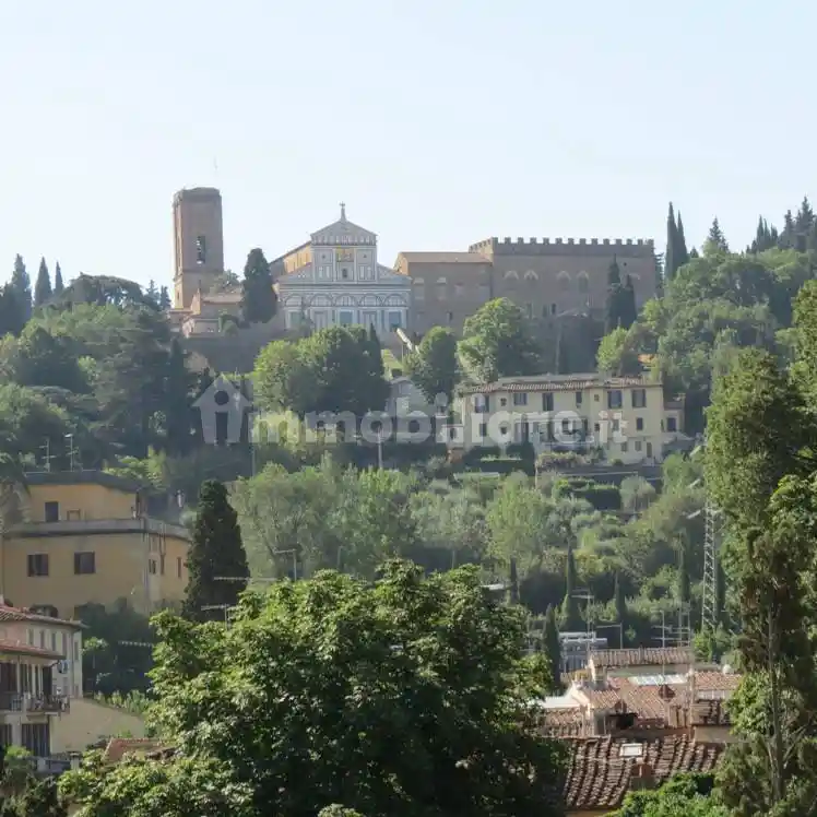 Appartamento in affitto a Firenze