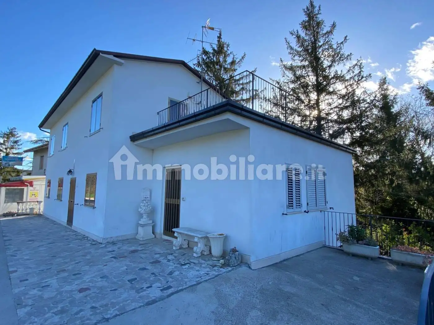 Casa indipendente in vendita a Magliano di Tenna