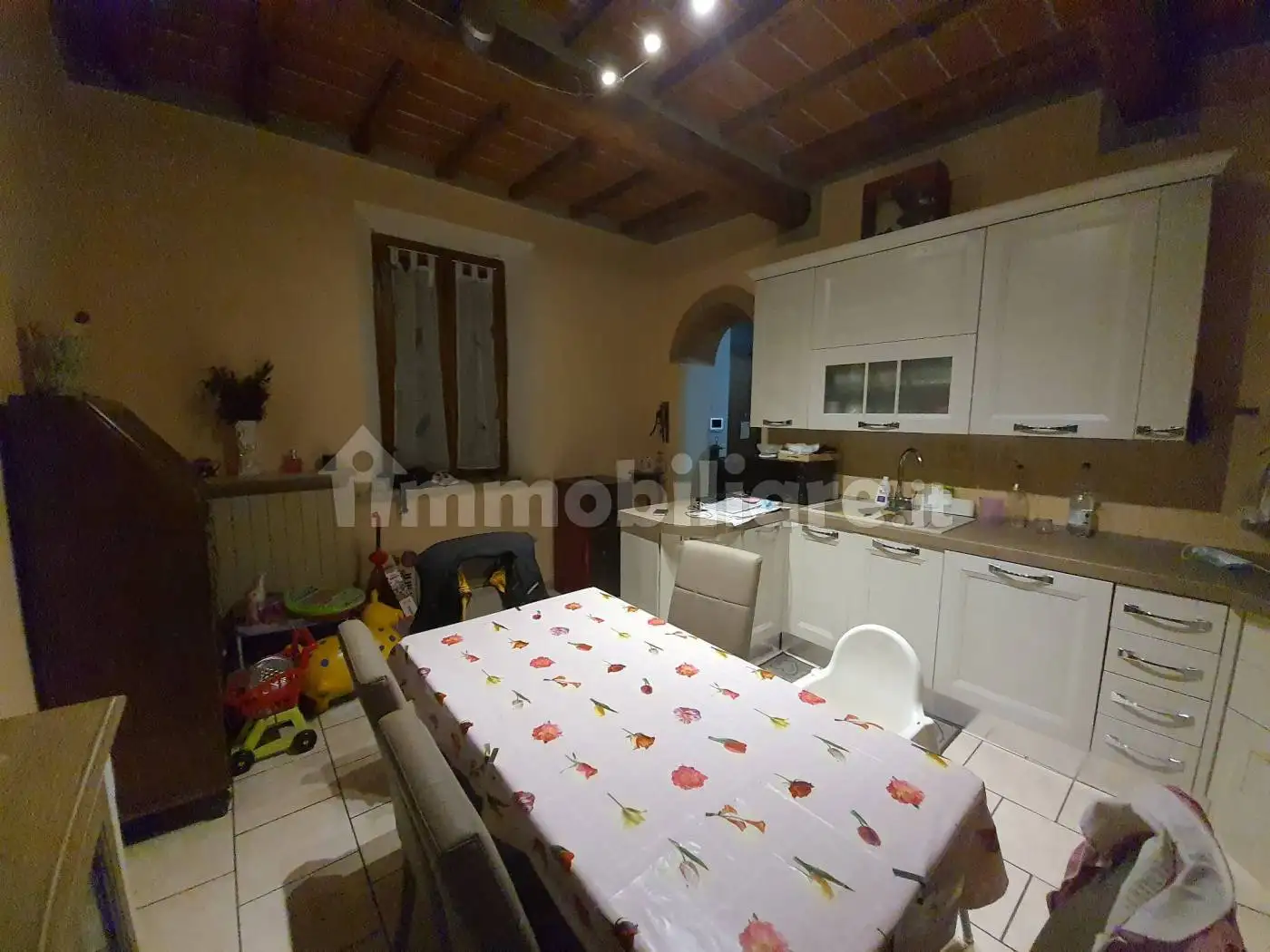 Villa unifamiliare, buono stato, 240 m², Centro, Commessaggio - foto 4