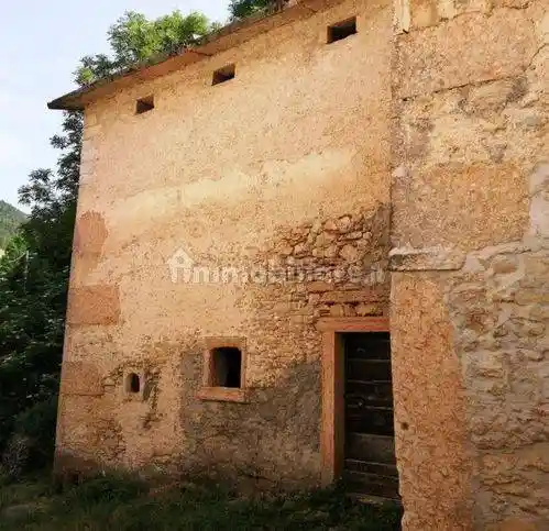 Rustico - Casale in vendita a Bosco Chiesanuova