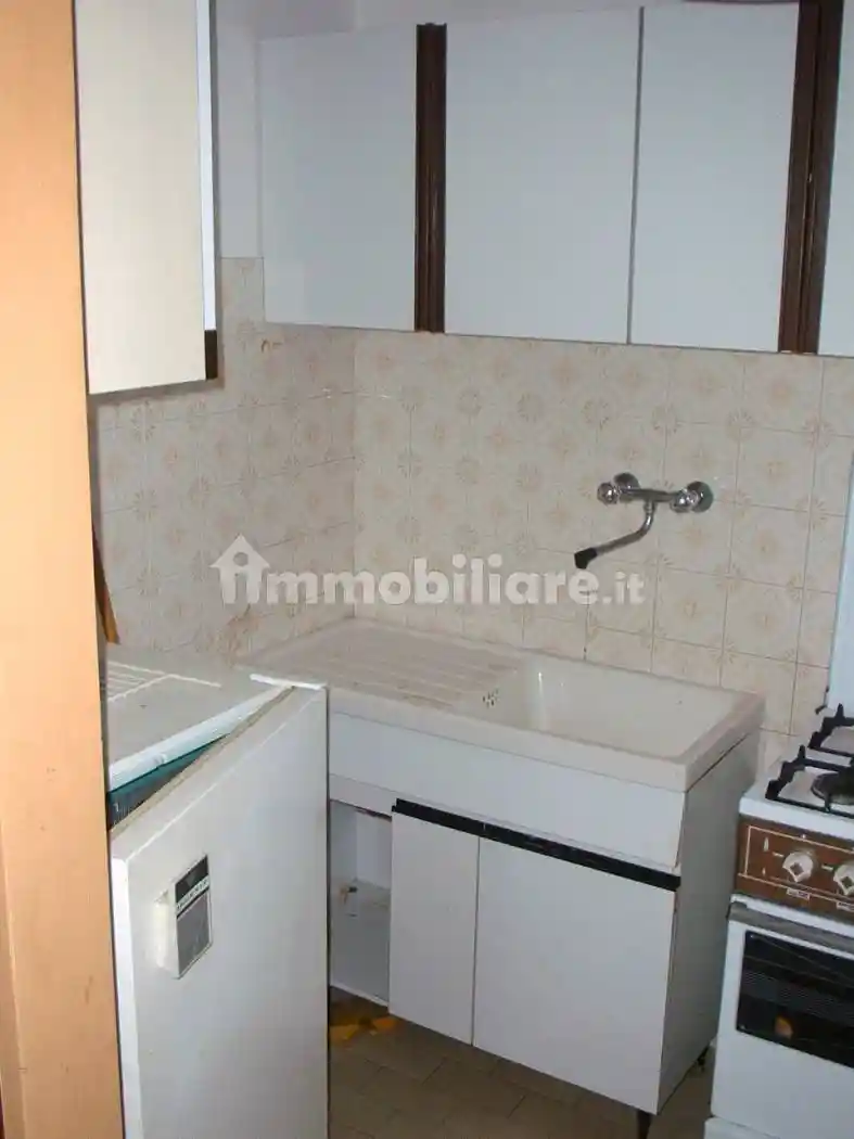 Terratetto unifamiliare 600 m², da ristrutturare, Castello dell'Acqua - foto 3