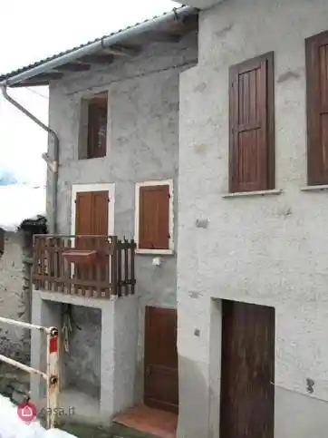 Villa in vendita a Chiuro