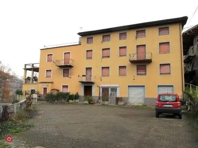 Appartamento in vendita a Castello dell'Acqua