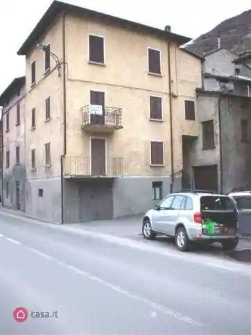 Appartamento in vendita a Teglio