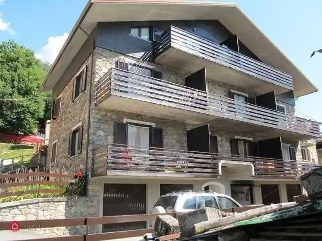 Appartamento in vendita a Teglio