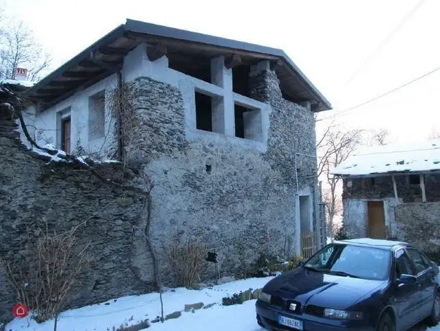 Rustico - Casale in vendita a Castello dell'Acqua