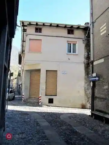 Casa indipendente in vendita a Chiuro