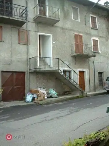 Villa in vendita a Caiolo