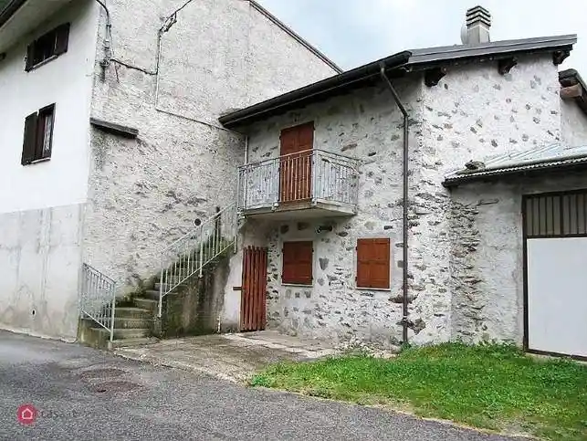 Villa in vendita a Teglio