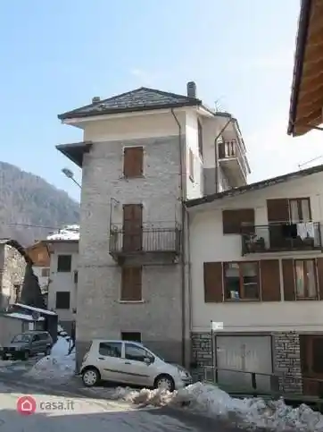 Appartamento in vendita a Chiesa in Valmalenco