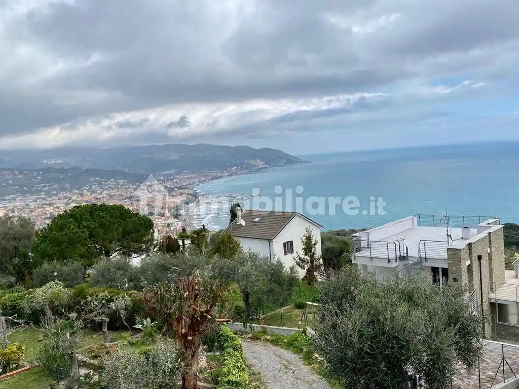 Attico - Mansarda in vendita a Diano Marina