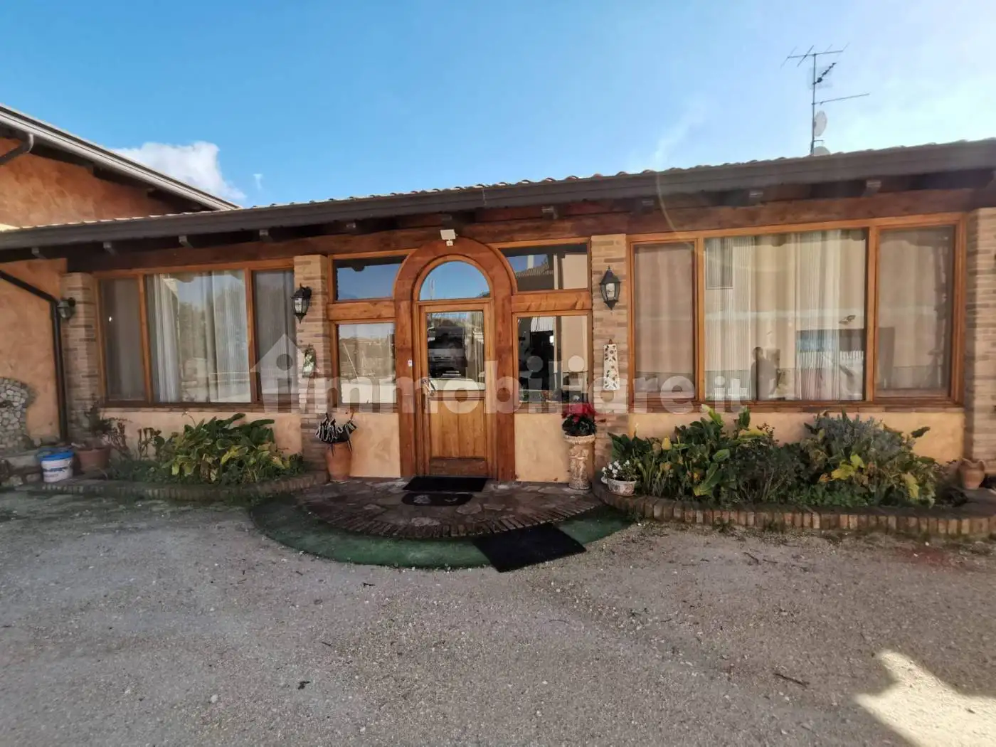 Villa in vendita a San Giorgio del Sannio