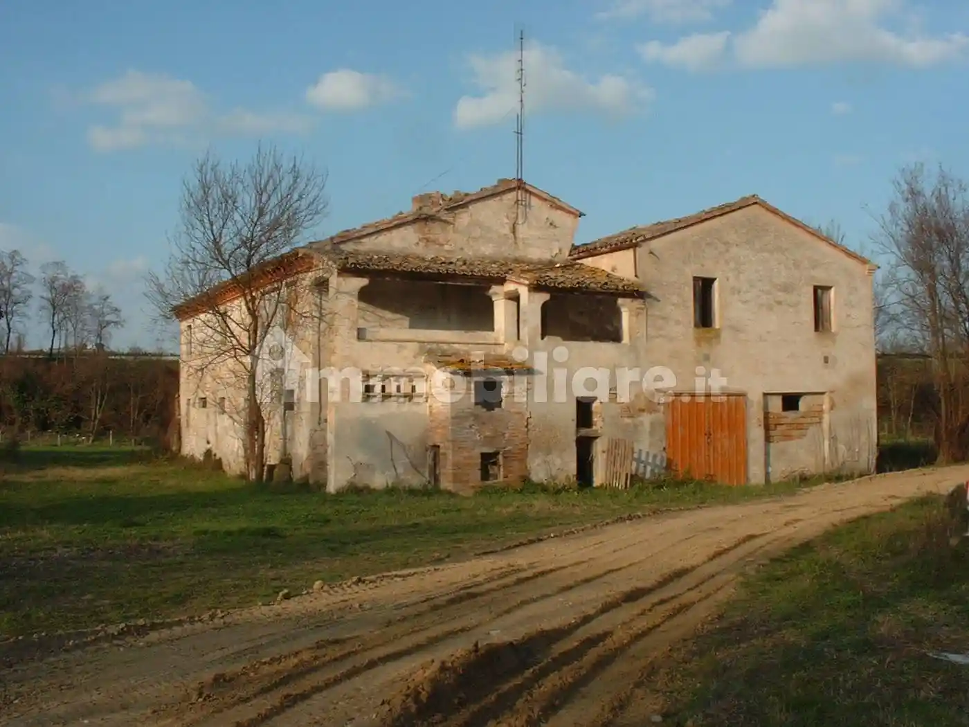 Rustico - Casale in vendita a Camerano