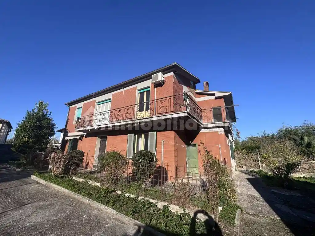 Casa indipendente in vendita a Patrica