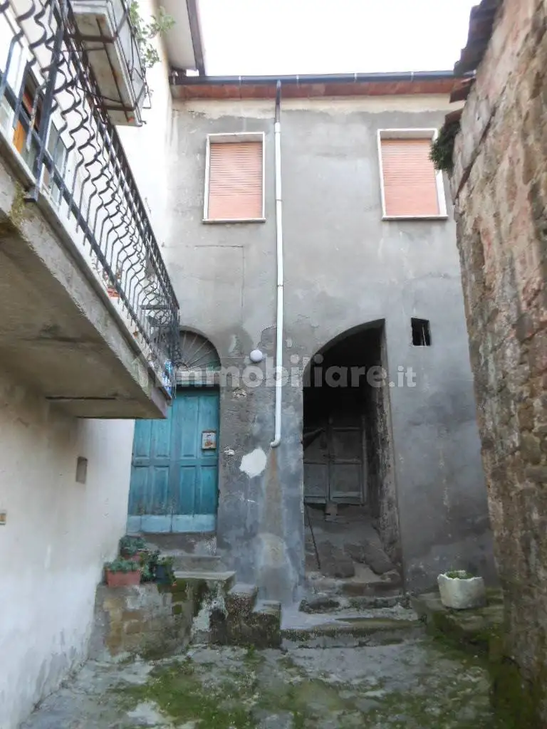 Appartamento in vendita a Marzano Appio