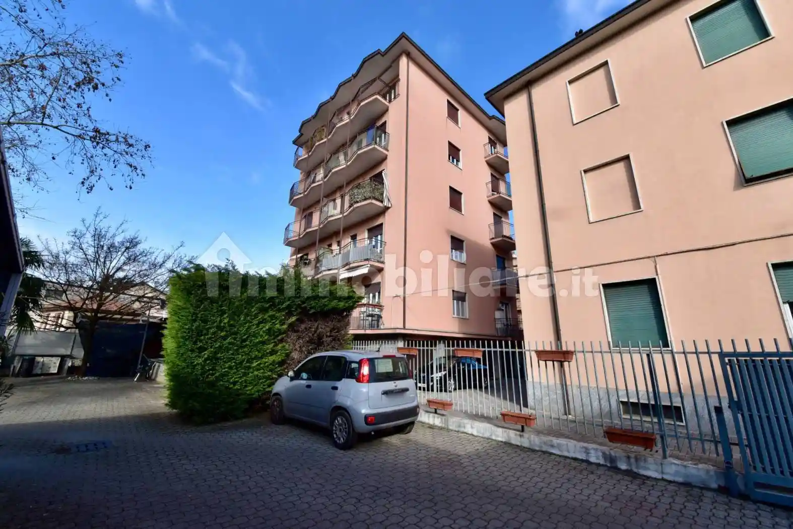 Appartamento in vendita a Monza
