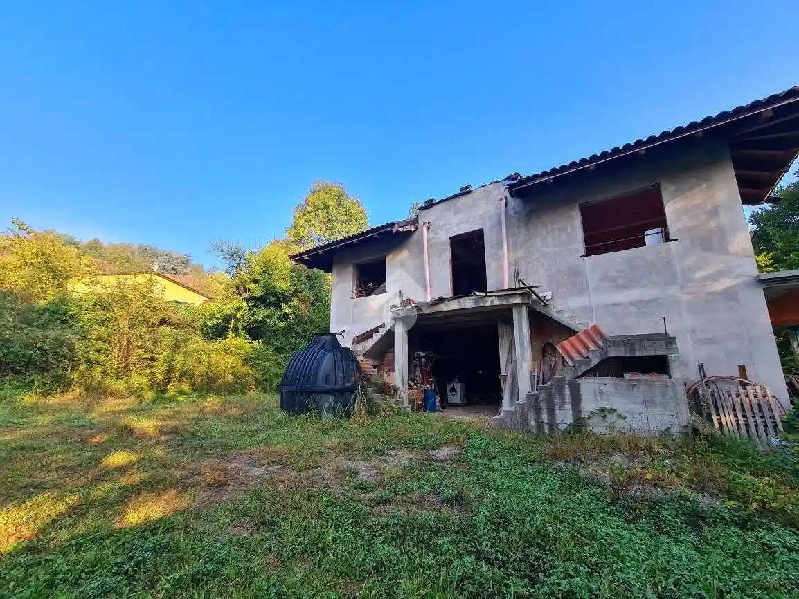 Villa in vendita a Castiglione Torinese