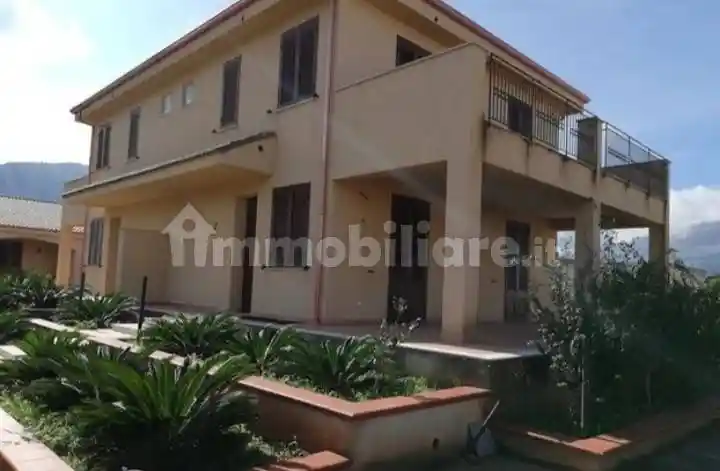 Villa in vendita a Carini