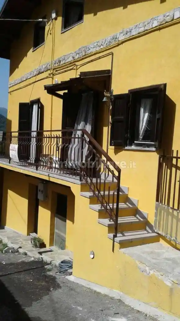 Appartamento in vendita a Roburent