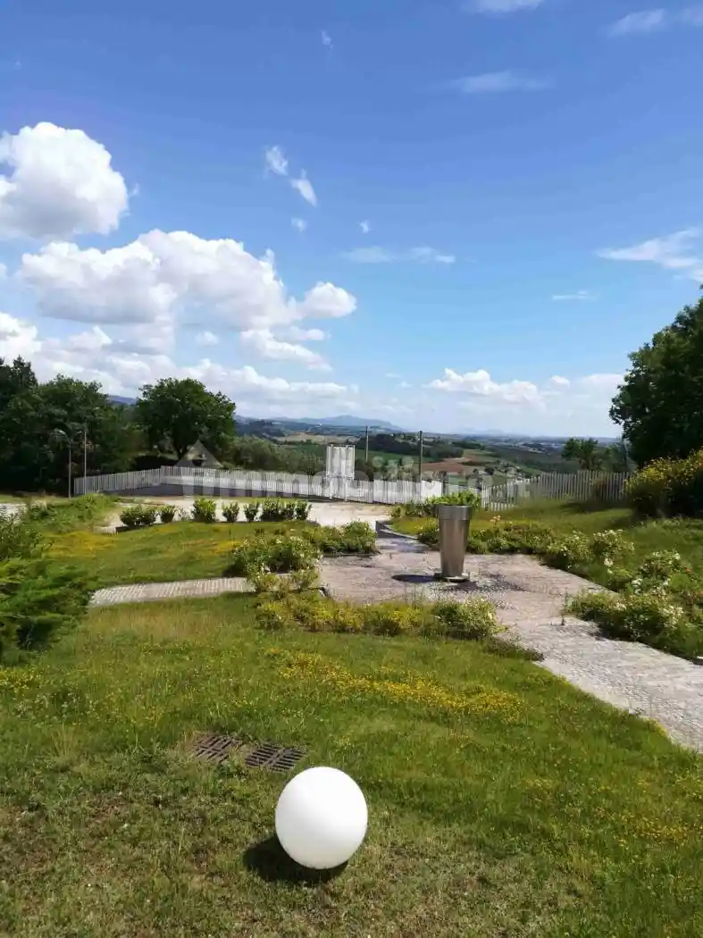 Palazzo - Edificio in vendita a Collazzone