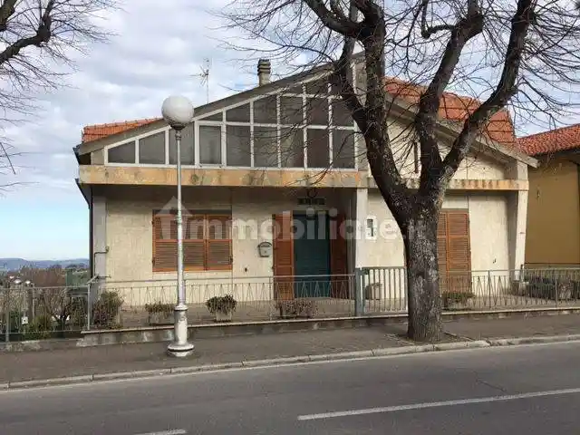 Villa in vendita a San Costanzo