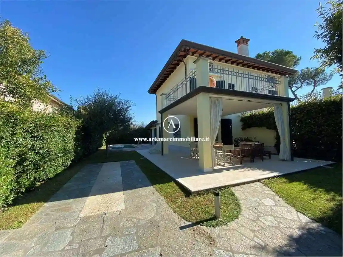 Villa - foto 2