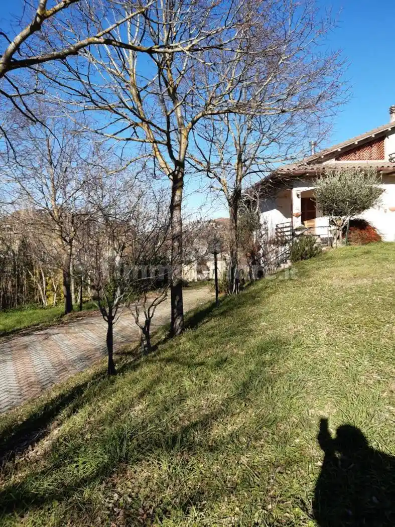 Villa in vendita a Sassoferrato