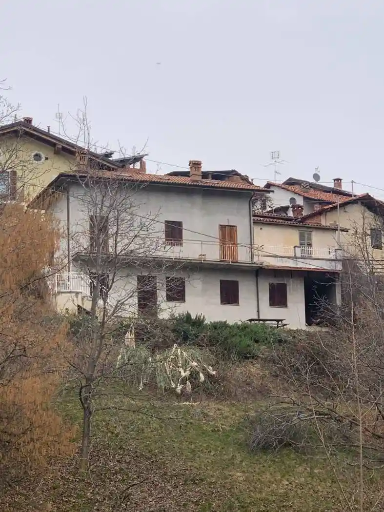 Villa in vendita a Villanova Mondovì