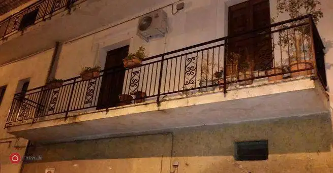 Appartamento in vendita a Paola