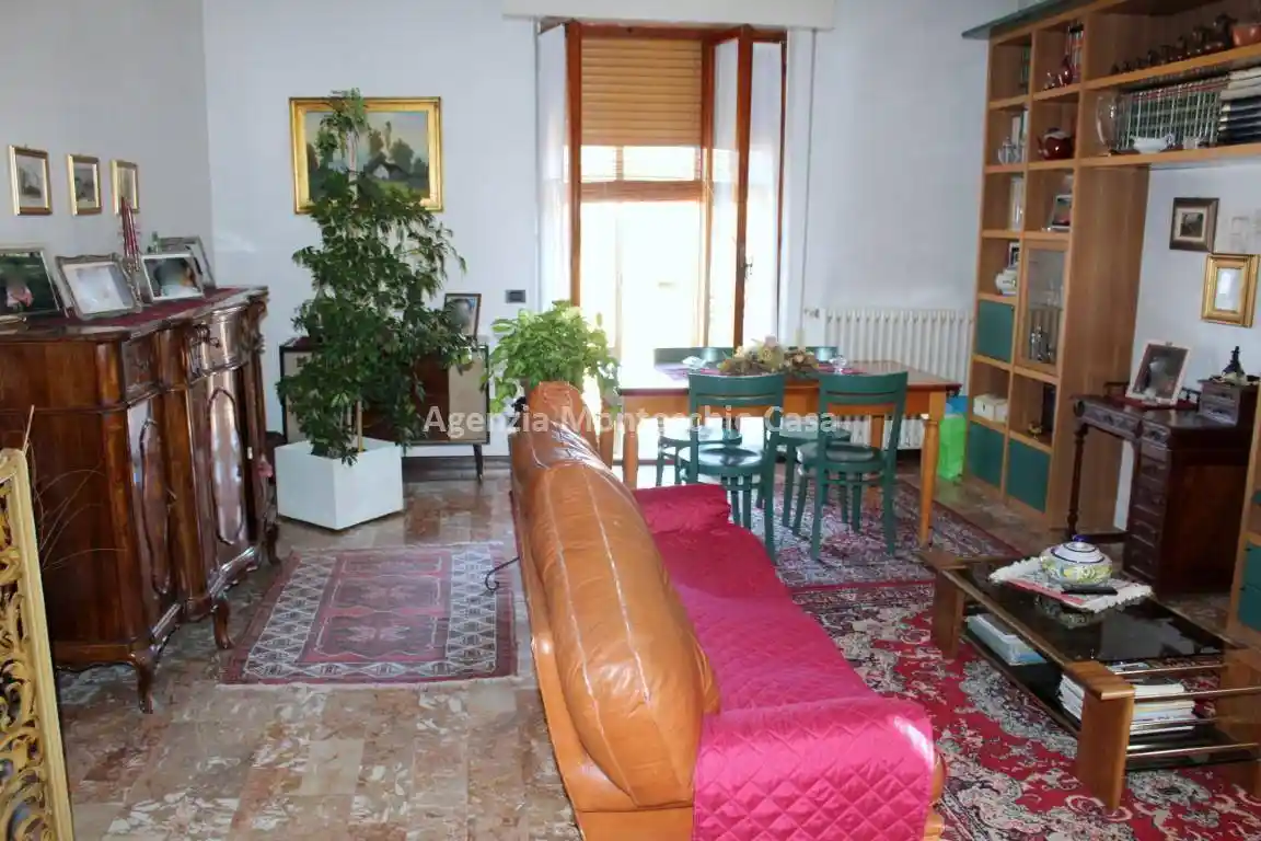 Casa indipendente in vendita a Vallefoglia