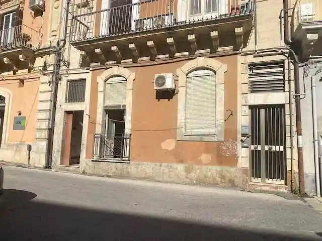Casa indipendente in vendita a Modica