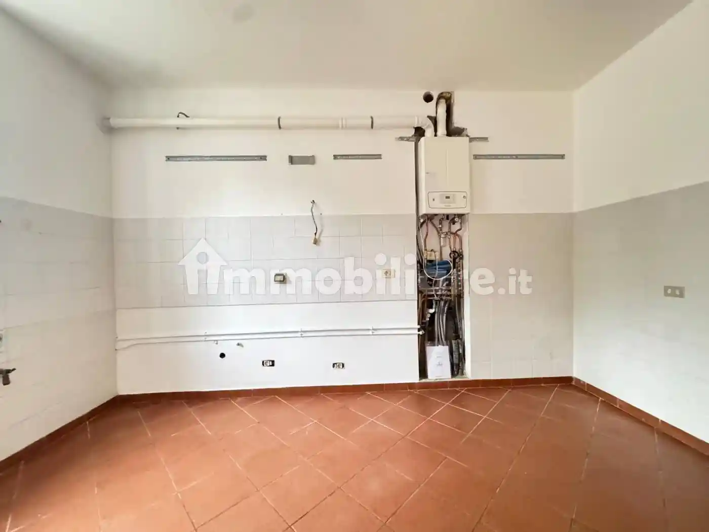 Casa indipendente in affitto a Lucca