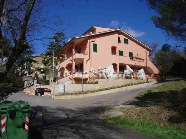 Appartamento in vendita a Campagnatico