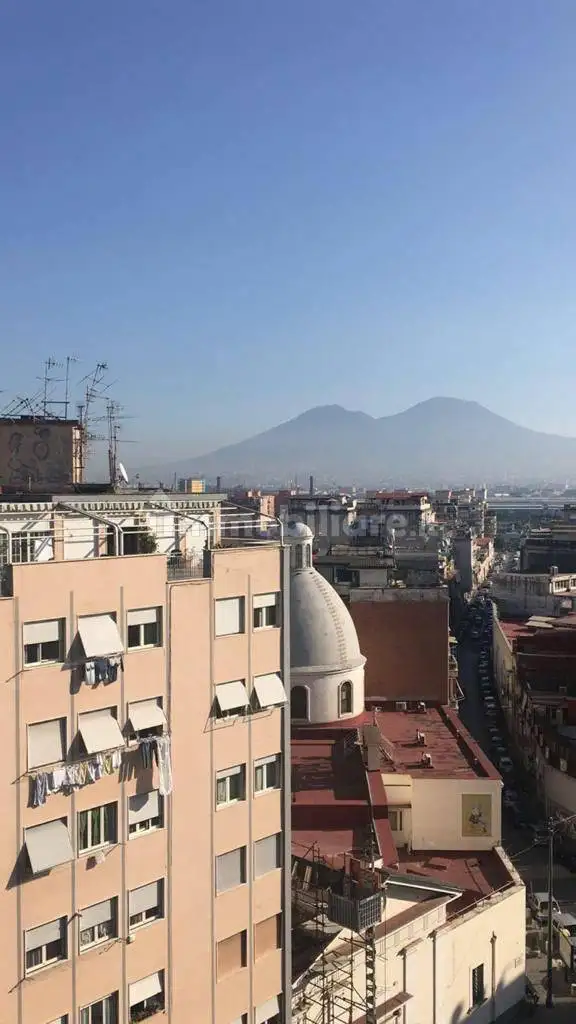 Appartamento in affitto a Napoli
