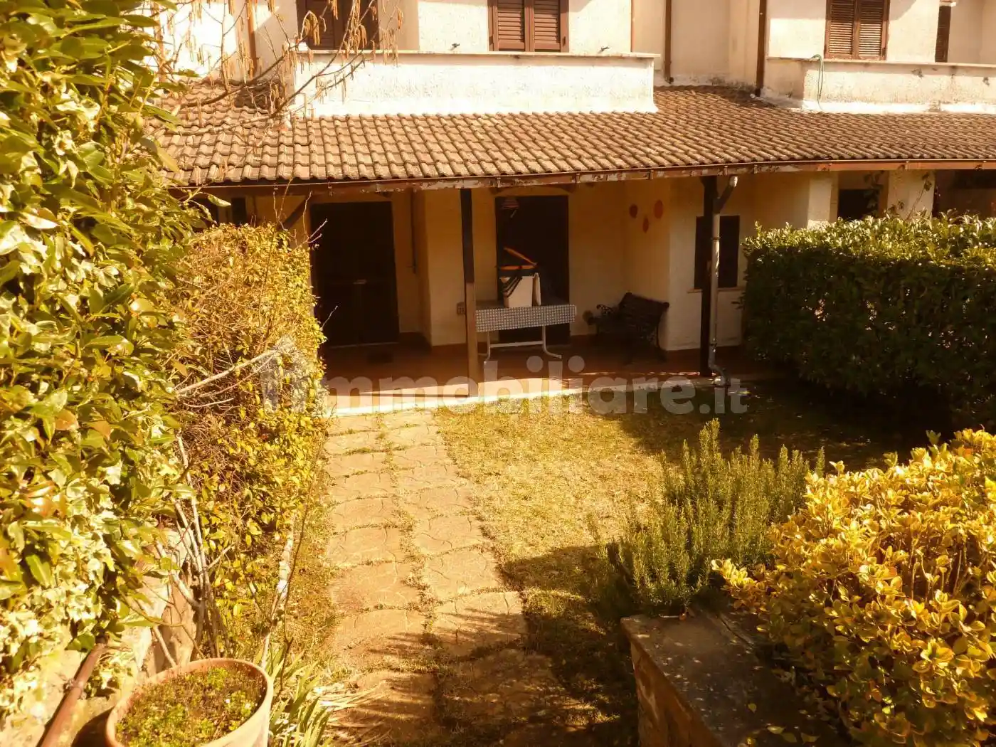 Villa a schiera viale Bonifacio Graziani, Centro, Rocca di Botte - foto 2