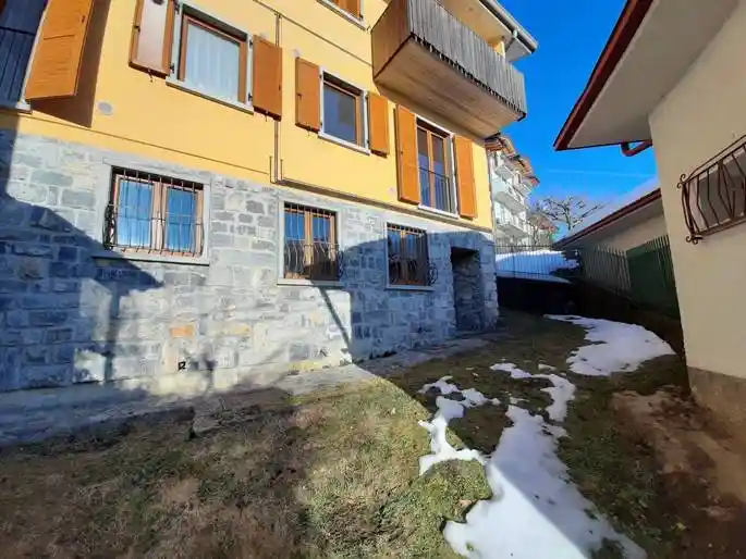 Appartamento in vendita a Oltre il Colle