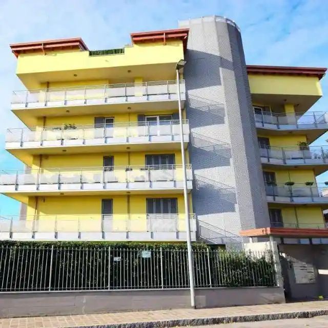 Appartamento in affitto a Monza