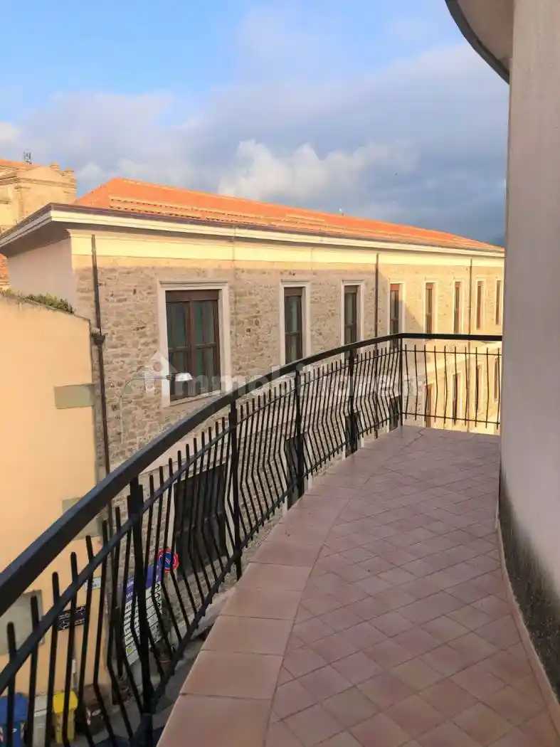 Appartamento in vendita a Ficarra