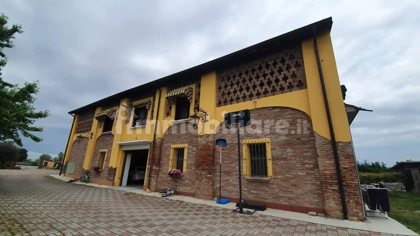 Rustico - Casale in vendita a Reggiolo