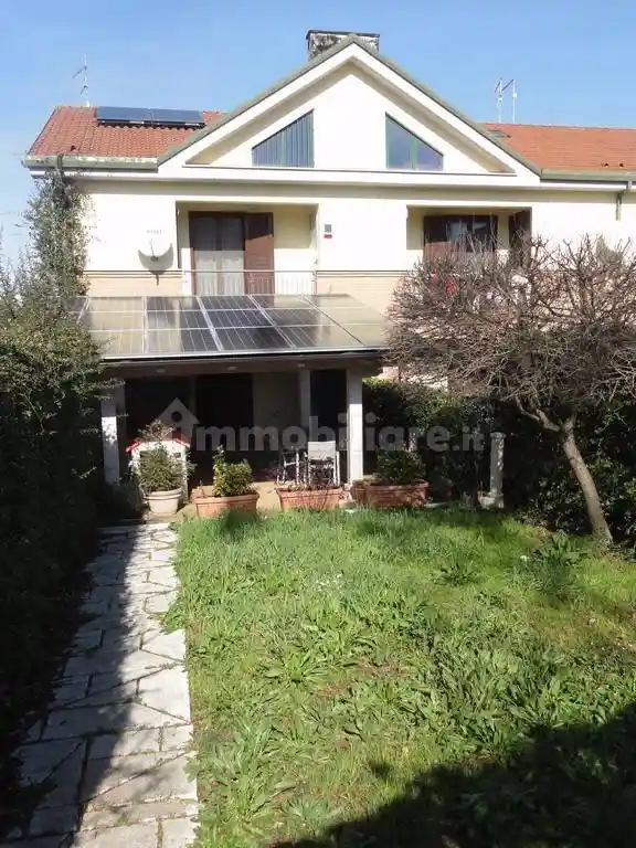 Villetta a schiera in vendita a Ceccano