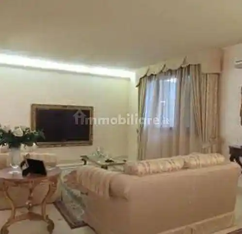 Villa in vendita a Reggio Emilia