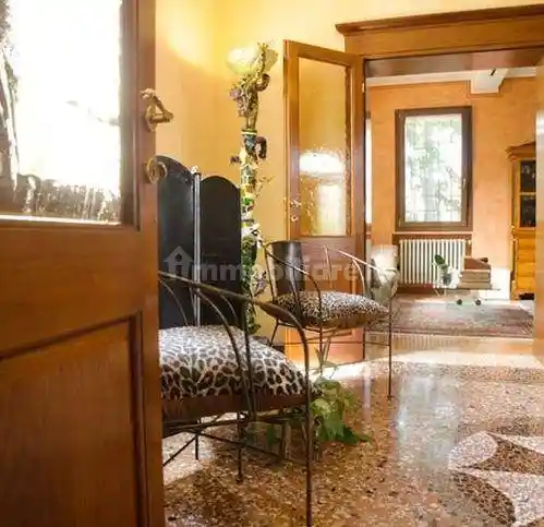 Villa in vendita a Reggio Emilia