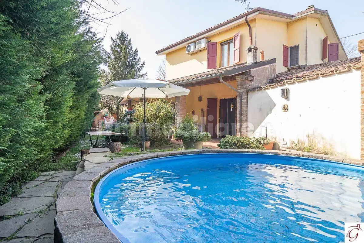 Casa indipendente in vendita a Sant'Agata Bolognese