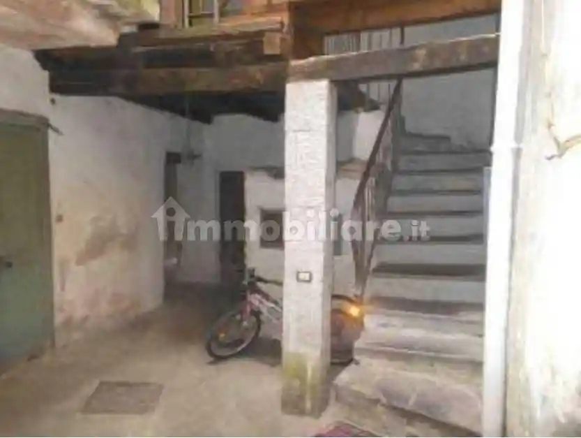 Appartamento in vendita a Cortenova