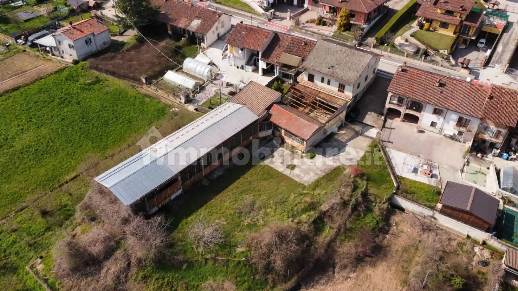 Casa indipendente in vendita a Magliano Alpi